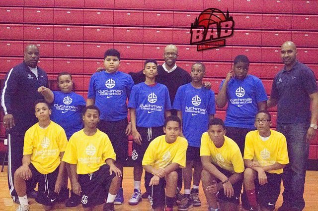 bigapplebball's tweet image. MEMORIES from the 2013 #BABInvitational featuring #WingsAcademy #CurtisHS #StFrances (Baltimore) and the young hoppers from #Dyckman getting on the court at halftime! 🏀 #FBF #BigAppleBasketball #NewYorkCity #Baltimore