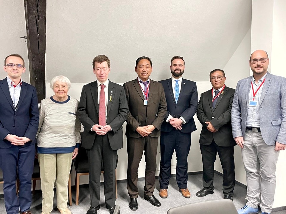 aung_myo_minn's tweet photo. Fruitful and productive meeting with Mr. JosphbFlek, MP and Vice Chairman of the Committee on Defense and Mr. Hayata Josef Okamura, MP and members of Committee on Foreign Affairs. https://t.co/8sHnc7MZ6u