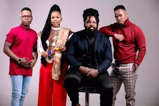 inzwakazinongwd's tweet photo. @AbaziProduction
#AbaziProduction2022
#DicolonizingThroughMusic
@ScroofAce
@abaphilisi
@BigZulu_SA
#BigZulu_SA
Sizobe siphethe USHUNI WENKABI 
UZE UNGAPHOSWA ALOKU !!
GET YO TICKET SHOW START AT. 11AM 

LIT 2022 https://t.co/yhzBZUt5Yo https://t.co/0JB9gZqgI1