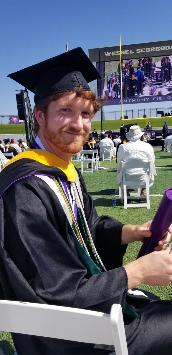 nicholsonww31's tweet photo. Spent a great day in Abilene last Saturday at Josh's graduation from ACU.
3.98 GPA, Physics Dept Valedictorian, College of Arts and Sciences Summa Cum Laude, and University Scholar for the Class of 2022.
So blessed and proud for the awesome young man he has become. https://t.co/caKLuwOB6j