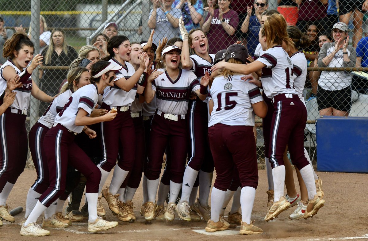 cspulliam's tweet photo. The Franklin Admirals softball team forced a second and deciding game in the District 11-4A tournament championship with a 6-3 win over Centennial. 

Here’s some Game 1 frames. https://t.co/4cp0hEkH9c
