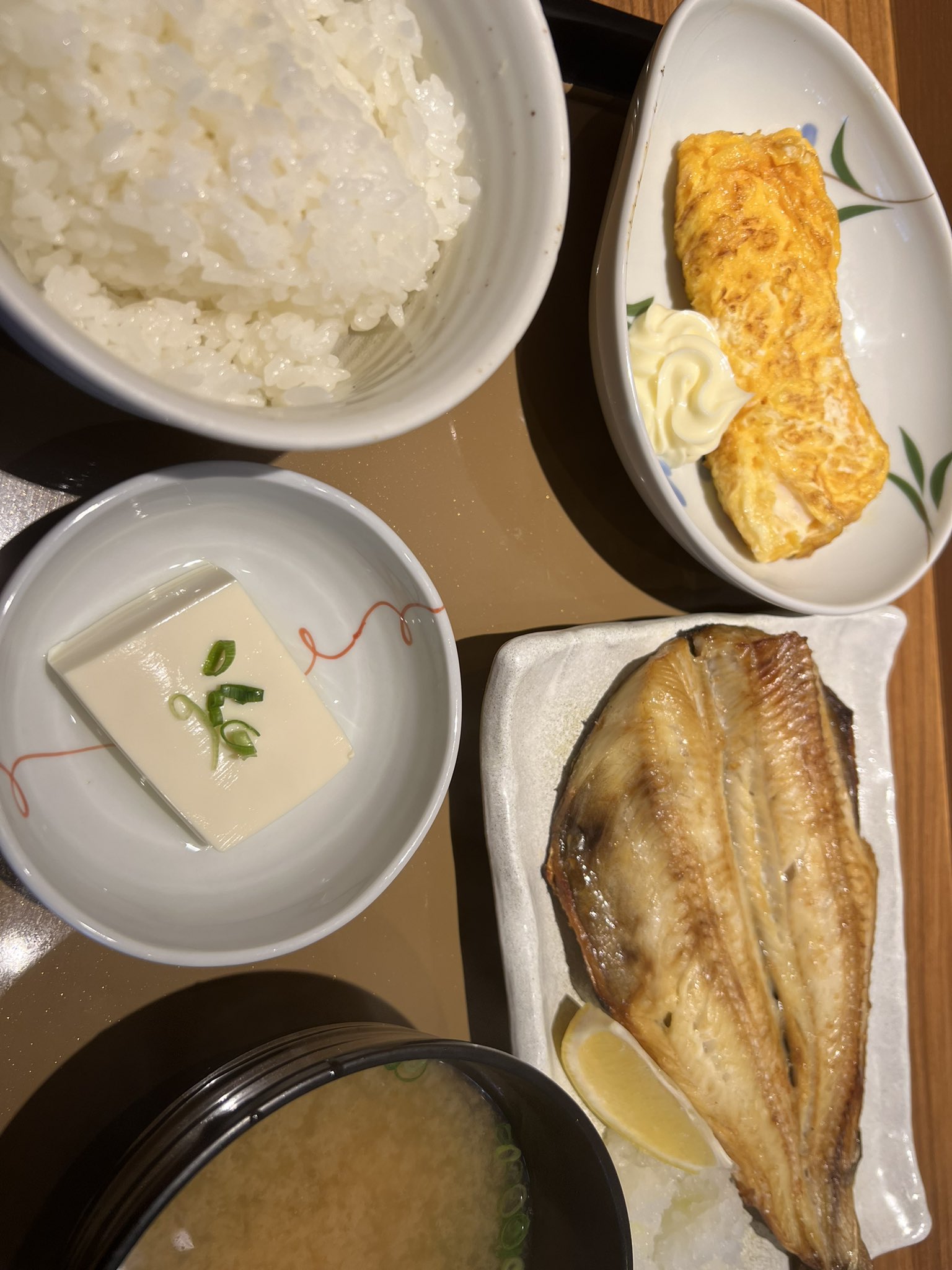 アッシュ Bf会 Al Twitter やよい軒 ホッケ定食に玉子焼き めちゃくちゃ久しぶりな気がする そして 美味いっ T Co Mbaydfs9xv Twitter