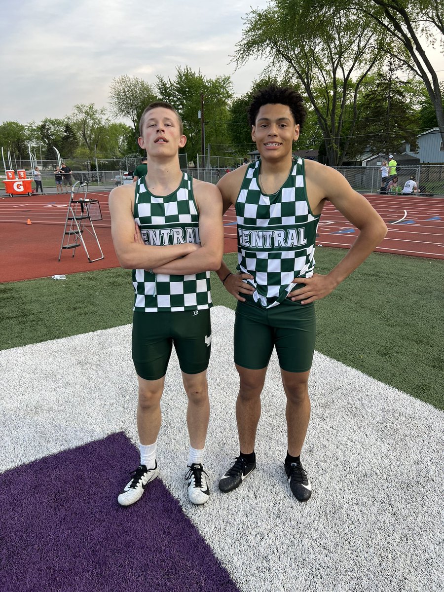 GCHSTRACK's tweet photo. Sage and Overstreet with huge finish in 300 Meter Hurdles. Two and Three, critical points for the Rams. #NLCC Championships @GridironRams #Ballers https://t.co/PxvKZQ0CVl