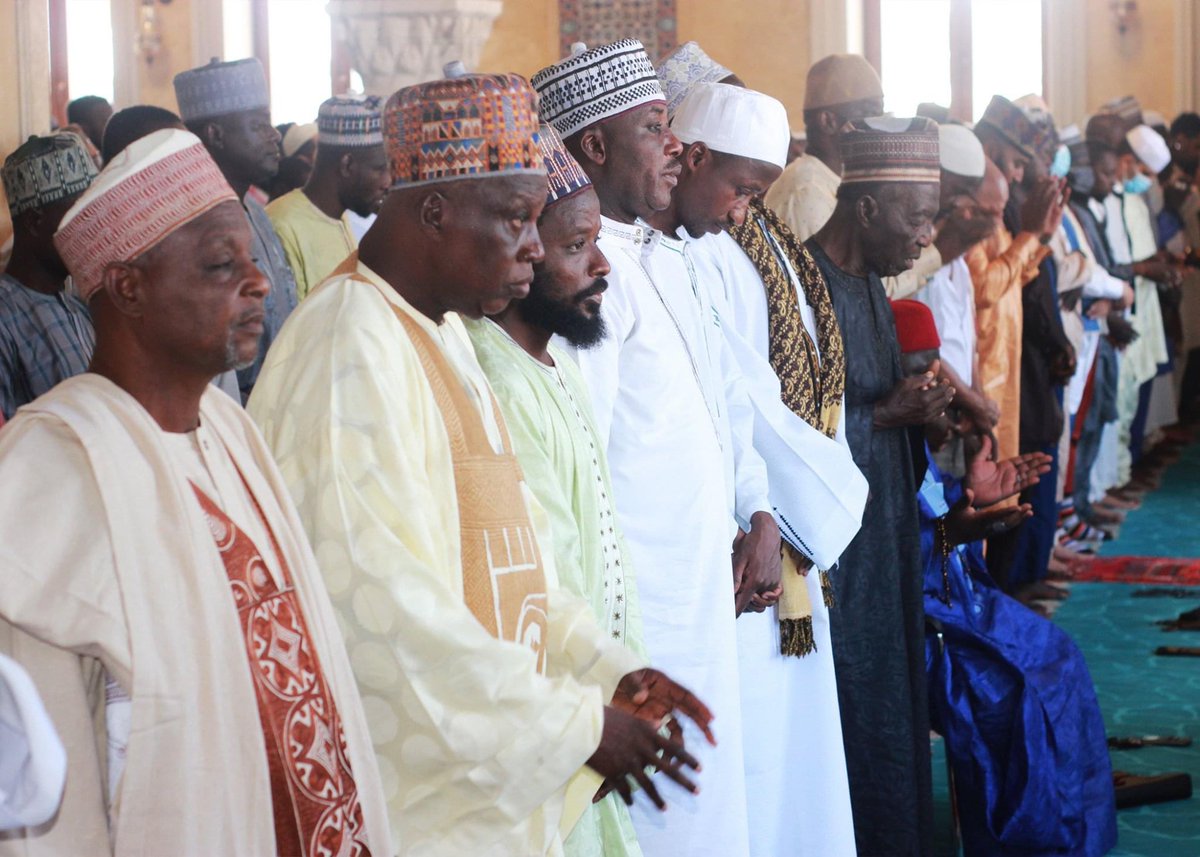 nationalmosque's tweet photo. Today, Friday, May 13, 2022, Sheikh Ustaz Ali (Madina) led the Jummah Prayer at the National Mosque of Ghana (NMG).

#JummahMubarak https://t.co/oASyztctSy