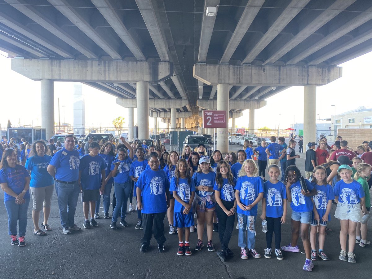 Mountain Shadows are sounding good tonight! We’re ready to roll!