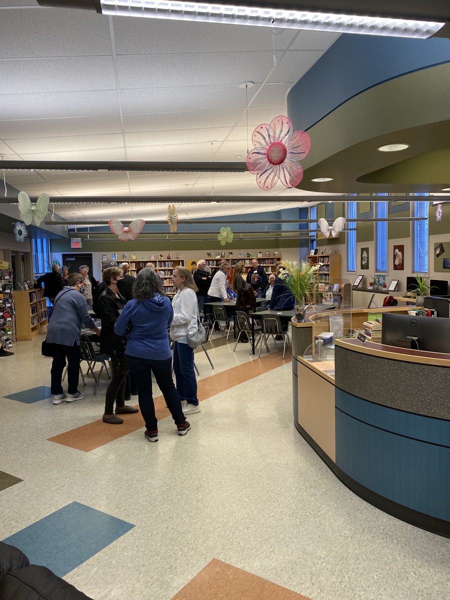 Lots of fun for these old Titan friends. #’72TCreunion