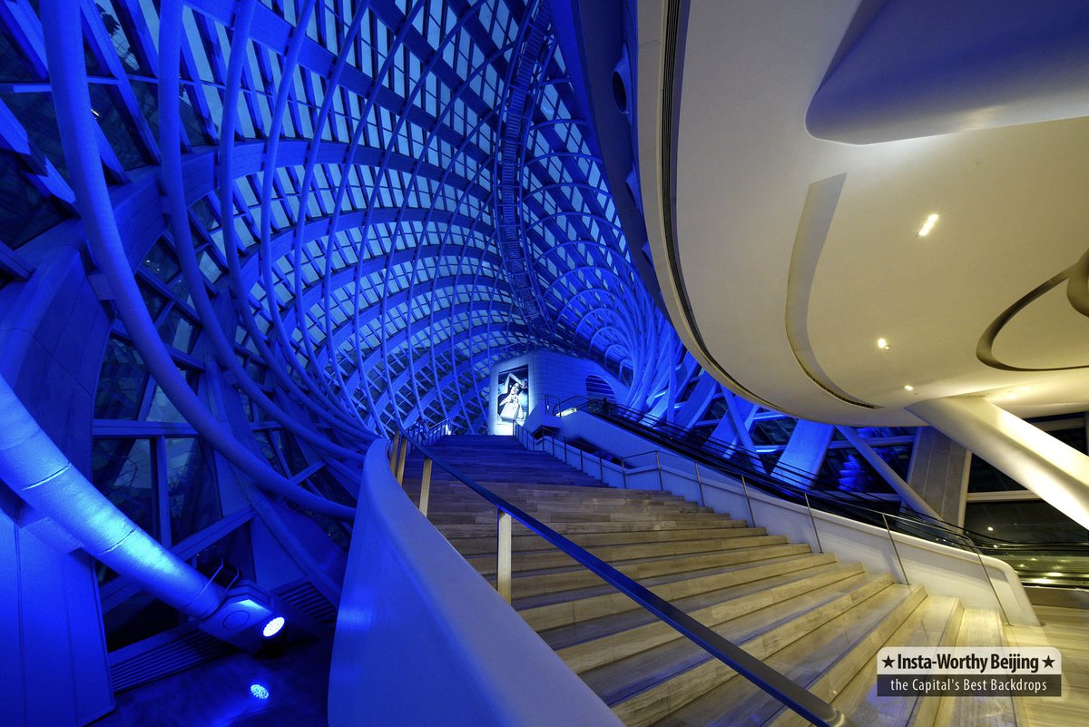 VisitBeijingcn's tweet photo. Phoenix Center, located on the southwest corner of Chaoyang Park, has become a particular favorite for photographers or ordinary folks looking to get that perfect InstaWorthy background for their pictures.
📍Phoenix Center
📷Phoenix Center
#beijing #phoenixcenter #instabeijing https://t.co/udOUGH8fZ6