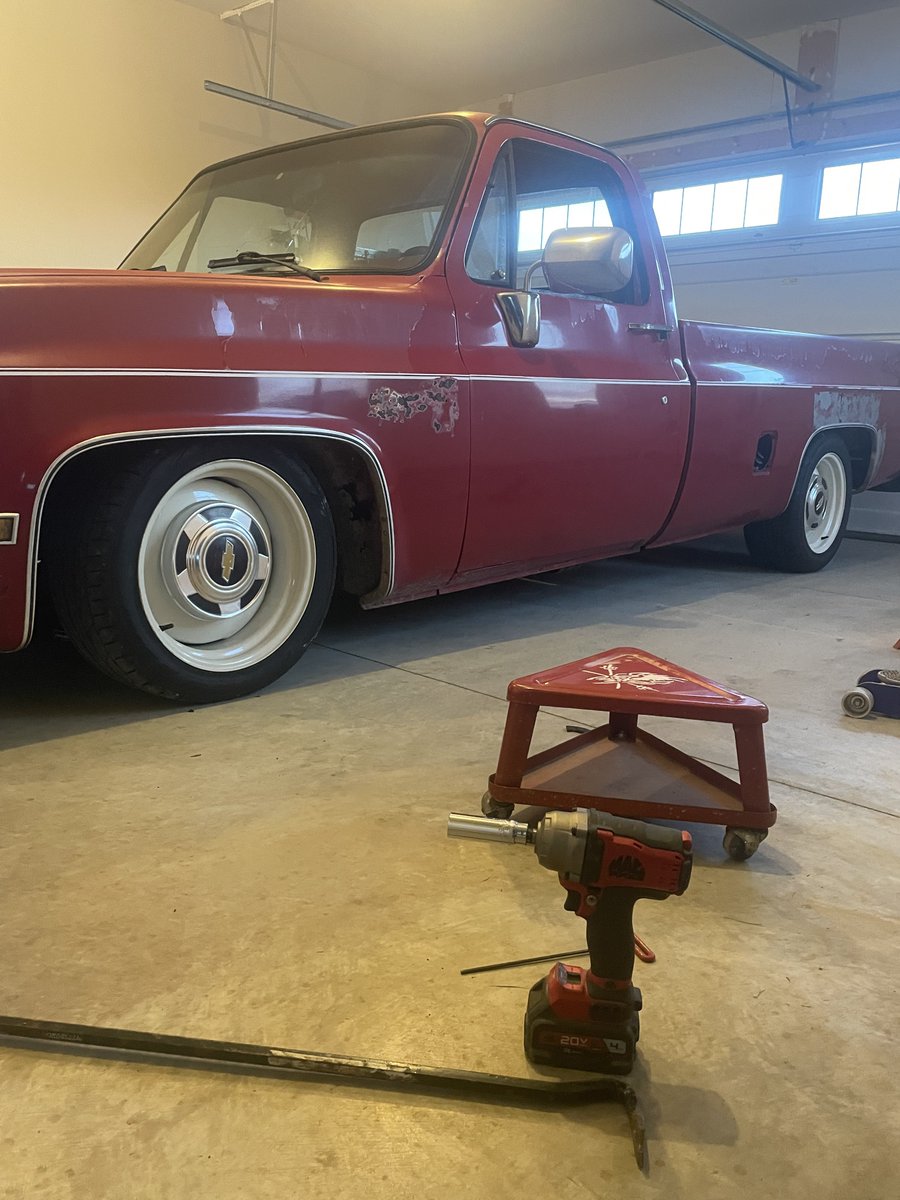 stevenTpriest's tweet image. After 2 years, way too much money, 6.0 Liters, 500 horsepower and fully modified suspension. This truck is DONE! #LSPower #c10 #Chevy