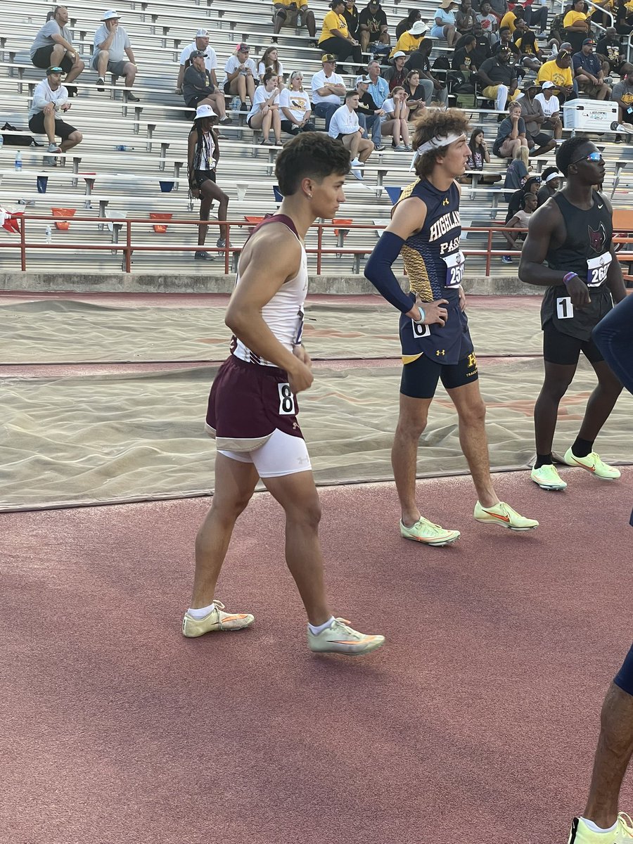 Andress sprinter Charlie Bass is about to run in the Class 5A boys 200 meters. Bass will run out of lane 8. #UILState