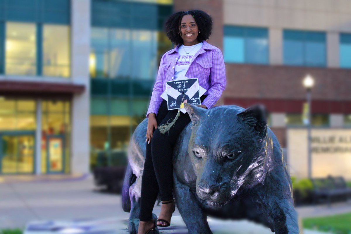 thatssofeli's tweet photo. I guess it’s safe to say that I officially ‘Did This B.S. in my Sleep’ 🥱🎓
⚕️Summa Cum Laude
⚕️B.S. in Health
⚕️PantherPhDs Member
⚕️Melanin Member                                 
⚕️Dean’s List
⚕️Honor Roll
⚕️Full Time Job Offer

Tomorrow 8:30AM | Alumna Status Loading 🥳 #PV22 https://t.co/Adsd8p2Wj4