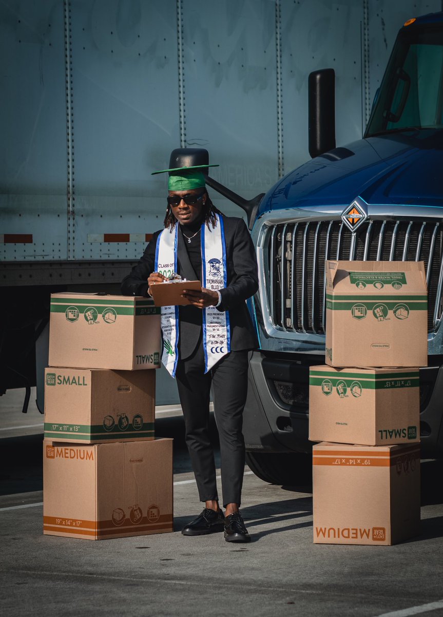 Evan__Reed's tweet photo. "Education is not the filling of a pail
but the lighting of a fire. 🔥” 

B. S. Logistics and Supply Chain Management 🚛

☑️BSU 
☑️NAACP
☑️Student Alumni Association 
☑️North Texas 40 
☑️Homecoming Court 
☑️2 Internships
🕊Phi Beta Sigma Fraternity, Inc. 

Did it in 3! ✊🏿 https://t.co/E3U7TXzyXK