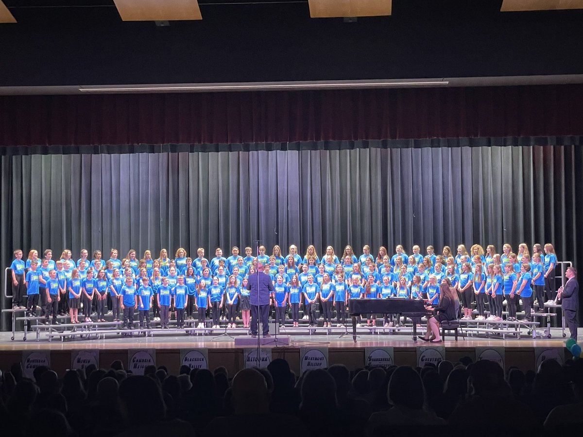 MrsMusicSings's tweet photo. 🎶Amazing PMEA District 6 Song Fest!! Congratulations on a wonderful day of singing! 🎶@PMEAstate @AASDSuper @haleyfleegle https://t.co/tXTve91kba