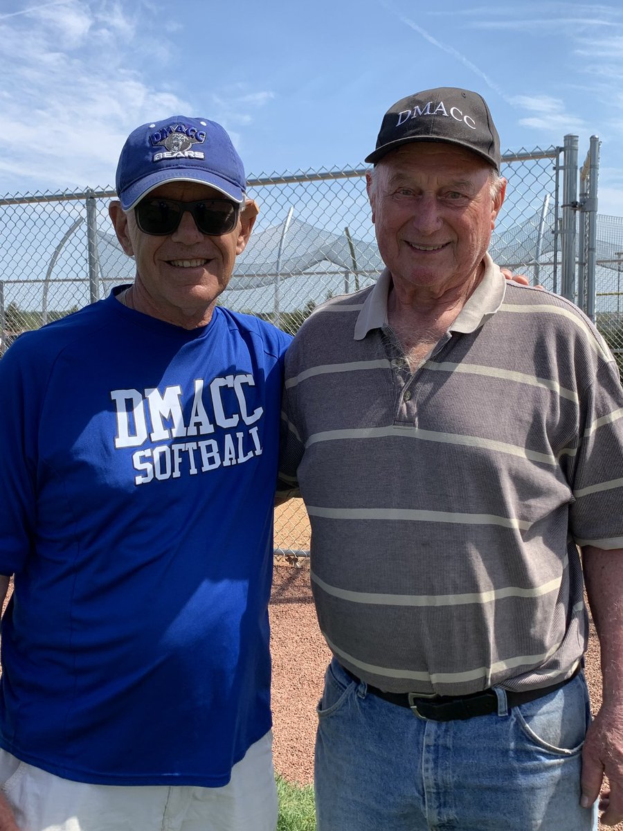 DMACCsoftball's tweet photo. The team wants to thank Earl for all the work he put into our field this season and for being one of our biggest fans! https://t.co/xp0WSH8zum
