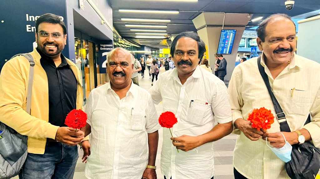 GingeeMasthan's tweet photo. இத்தாலியில் மறைசாட்சி தேவசகாயம் பிள்ளை அவர்களுக்கு புனிதர் பட்டம் வழங்கும் நிகழ்ச்சியில் மாண்புமிகு முதலமைச்சர் @mkstalin அவர்களின் பிரதிநிதியாக தமிழக அரசின் சார்பில் கலந்து கொள்ள ரோம் வந்தடைந்தேன்.

@Manothangaraj @PeterAlphonse7 https://t.co/FSgf4fjZuo