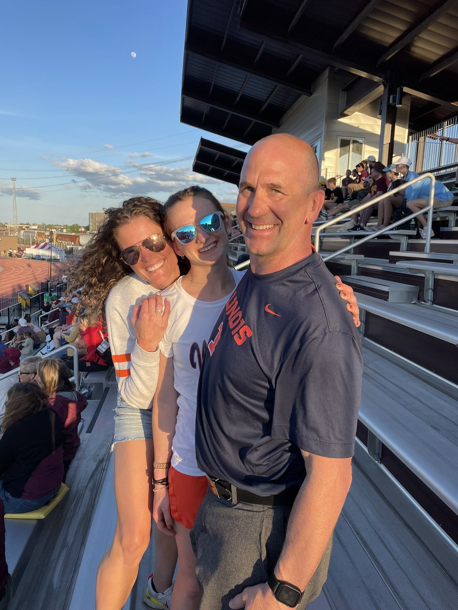 DaveMalecek's tweet photo. @amaliamalecek great freshman season young lady. #runhardturnleft https://t.co/6nlicgqiXJ