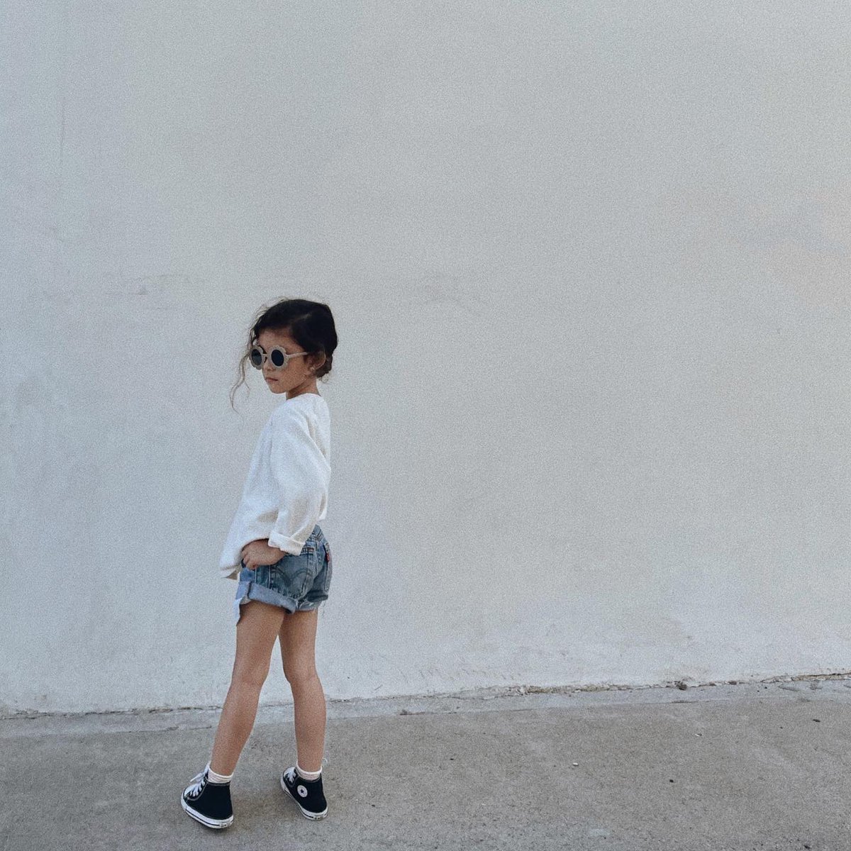 vanesssamarie_'s tweet photo. friday vibes :) https://t.co/GHqYBoiEHr