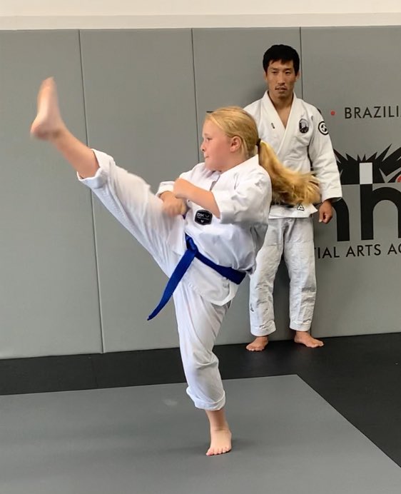 GESCurnow's tweet photo. SO very proud to watch these GES stars earn their senior blue and green belts tonight.🎉🎉 #gesshineon @GESCadeA https://t.co/m6I6jzttFS