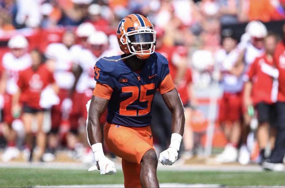 MMuragin's tweet photo. After a great conversation with @CoachJamison, I am honored to receive an offer from The University of Illinois! https://t.co/OpJOwgoukI