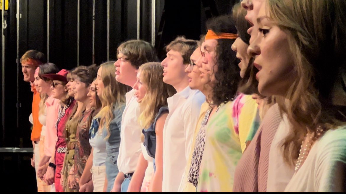 Thank you for the music <a href="/SHSFalcons/">Staley High School</a> <a href="/Singing_Falcon/">Singing Falcon</a> Chamber Seniors! I’m going to miss you!! Go do GREAT THINGS!!! 💚💚💚