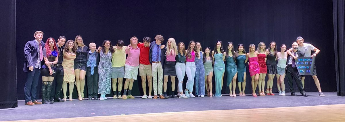 MrTonySantana's tweet photo. Great night at the GCHS Senior Fashion Show! Complete with student versions of the building administration! We’ve never looked so good! #GCFUN #GCPRIDE https://t.co/y4NZz436W1