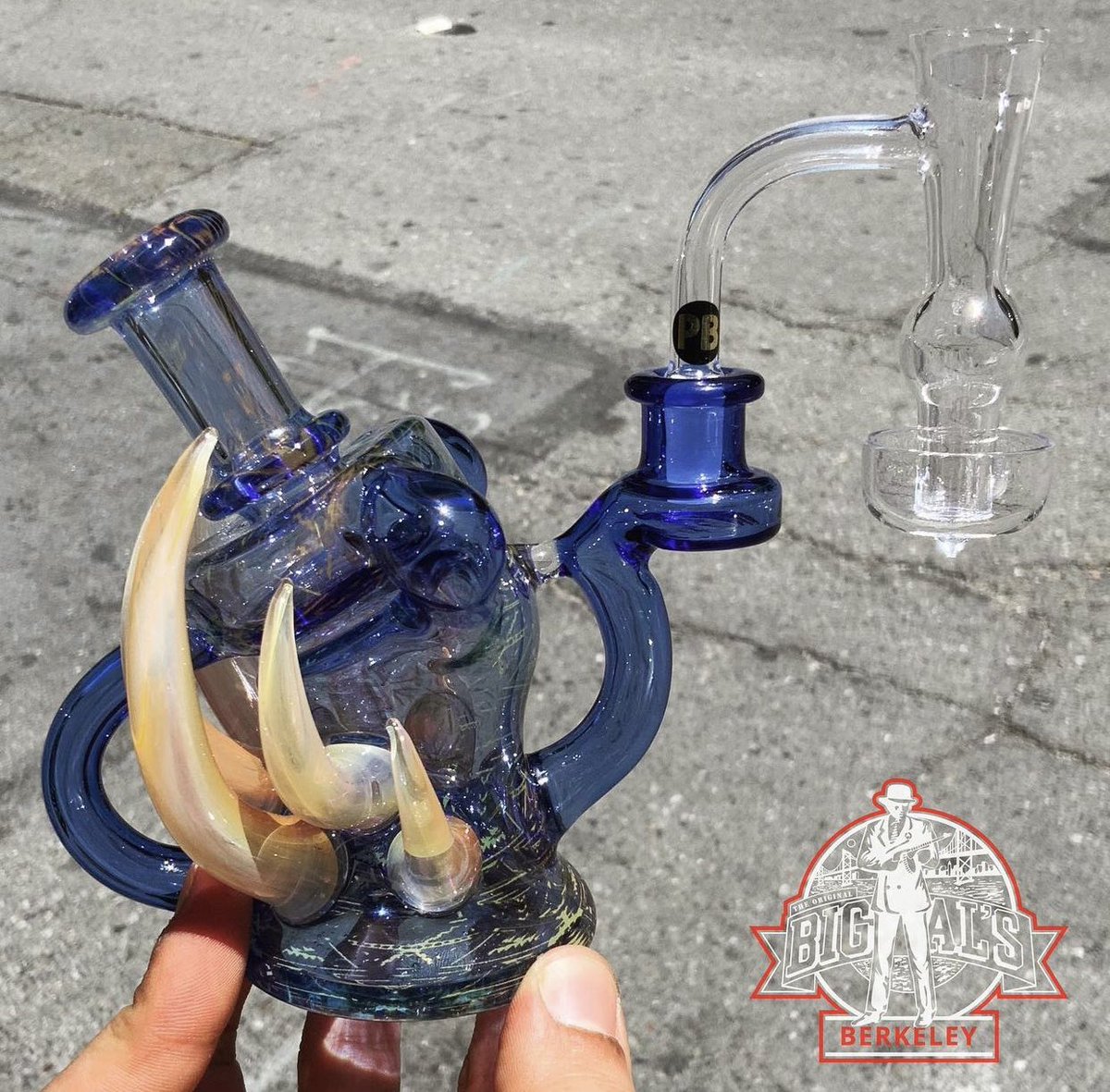 BigAlSmokeshop's tweet photo. Beautiful Horned Out Squat Recycler #hefeglass #pukinbeagle βοΈβοΈπβ‘οΈπ₯π§π§ππ§π―π«§
https://t.co/8UOF4Yr6Pd
#functionalglassart #headyglass #glassporn #minivenus #glasslife #glasscollector #glassforsale #headyquartz #bigalssmokeshop https://t.co/0RKKCqyScg