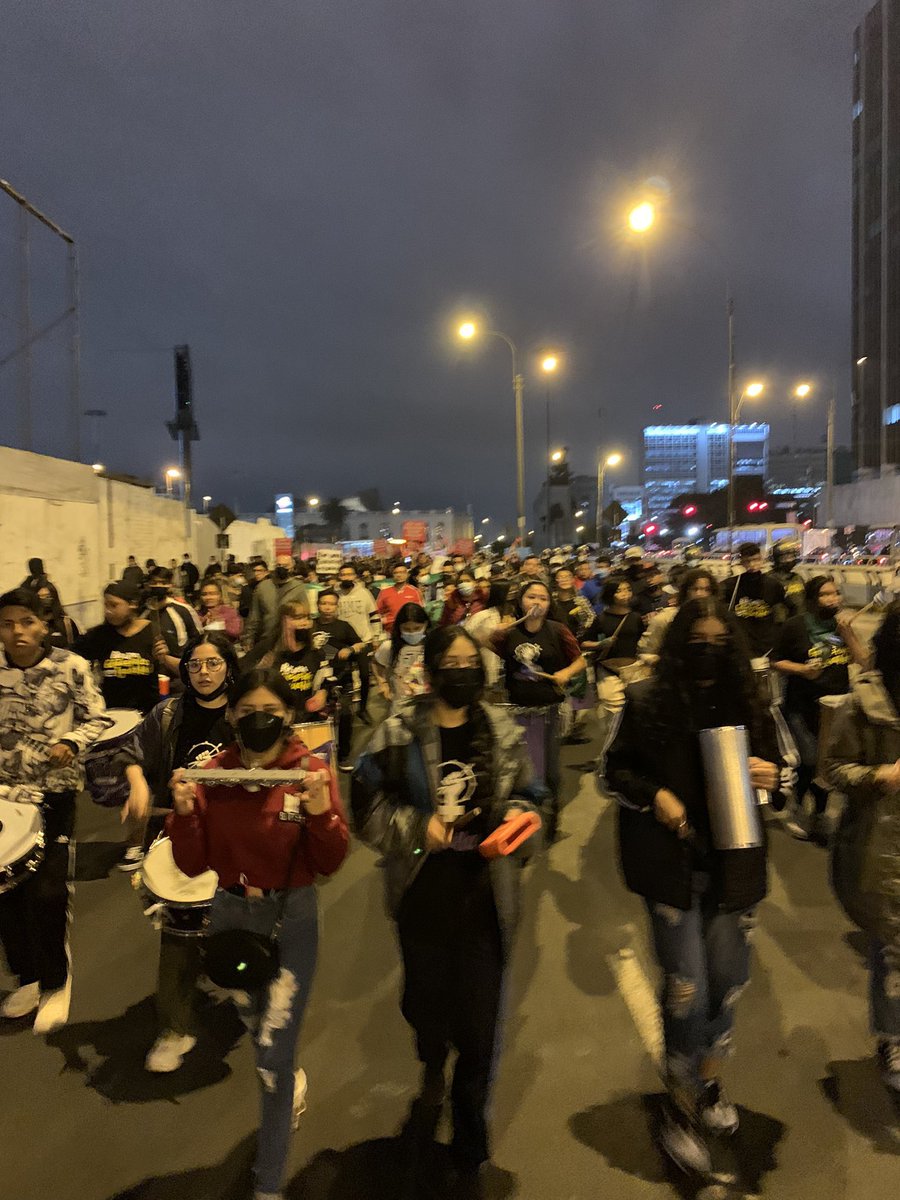 florborjape's tweet photo. Toca luchar. Toca accionar. Toca salir. Toca organizarse más y mejor.
Los dinosaurios nos quieren robar el futuro, pero no podrán. Los jóvenes, las mujeres y la ciudadanía los vamos a vencer.
#ConLaESInoTeMetas
#LaEducacionSeRespeta https://t.co/5UGZlqch0E