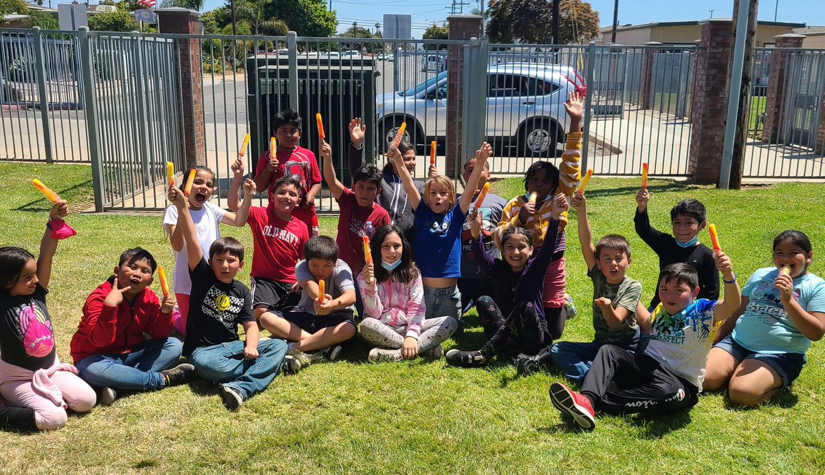 ElmaCani's tweet image. Woohoo! We have completed the 3rd grade STATE test. I'm so proud how the #3rdGraders @BA_STEAM_ACAD persevered and tried their best this week! We celebrated with popsicles! @Supt_SBUSD #3rdGradersRock