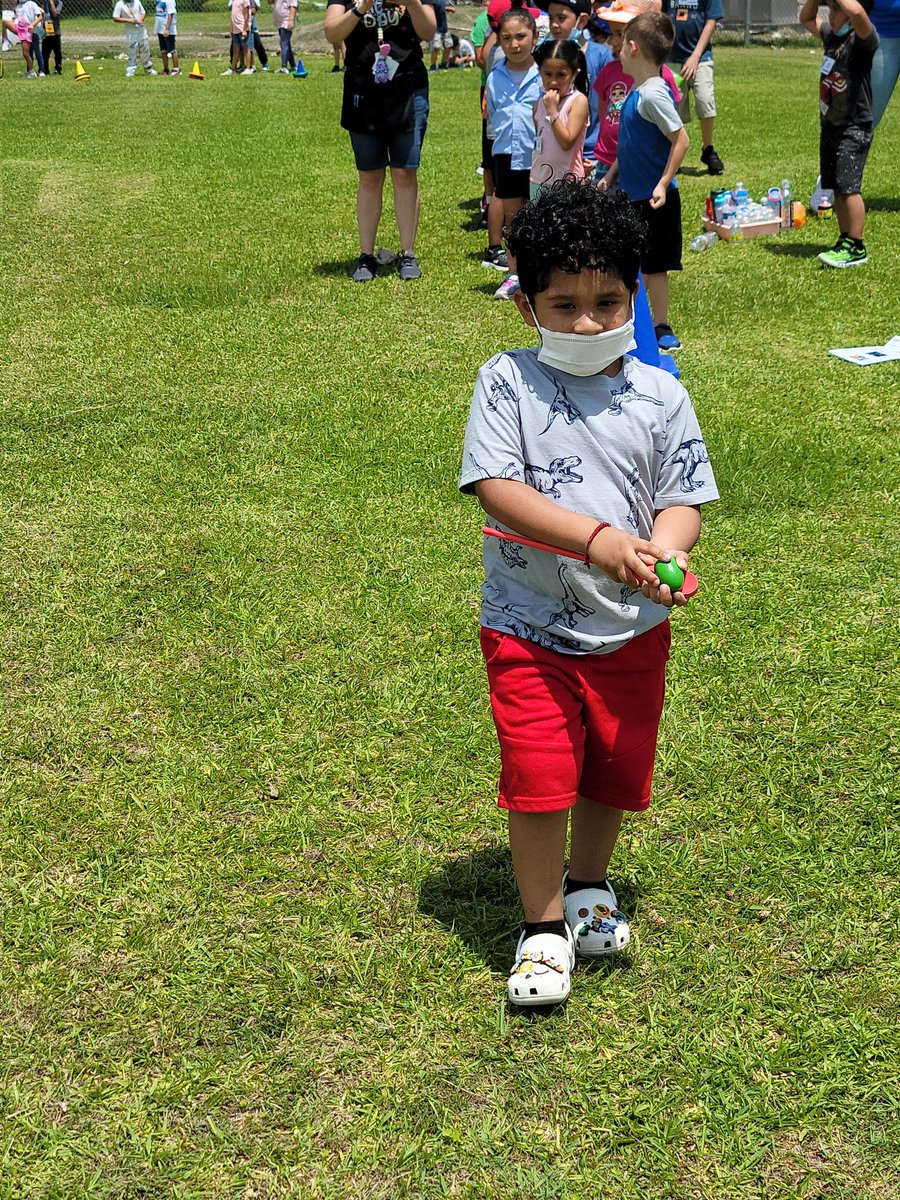 ldietz0's tweet image. More Field Day Fun! #WatchUsGrow #KeebleONEteam