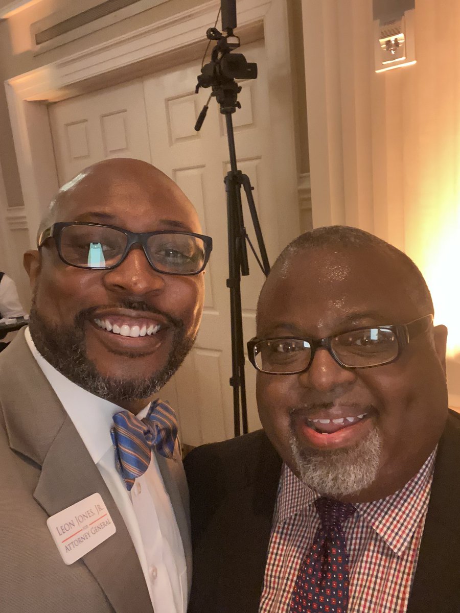 Leon4AG's tweet photo. Great time tonight at the Douglass Lincoln Dinner hosted by the African American Coalition of Arkansas. https://t.co/YonrDWPXId