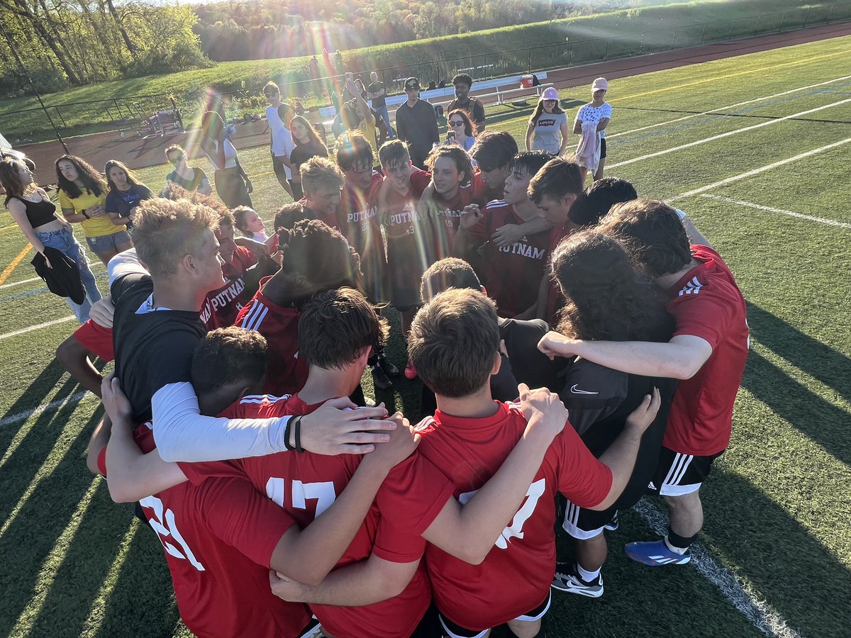 AthleticsPsa's tweet photo. Great way for @psamenssoccer to finish the 21-22 season, with a 4-1 W over Woodstock. Two goals for @ArthurPrates07 one apiece for @ZachVlachos and @dorrego_nacho https://t.co/oZntYK76iN