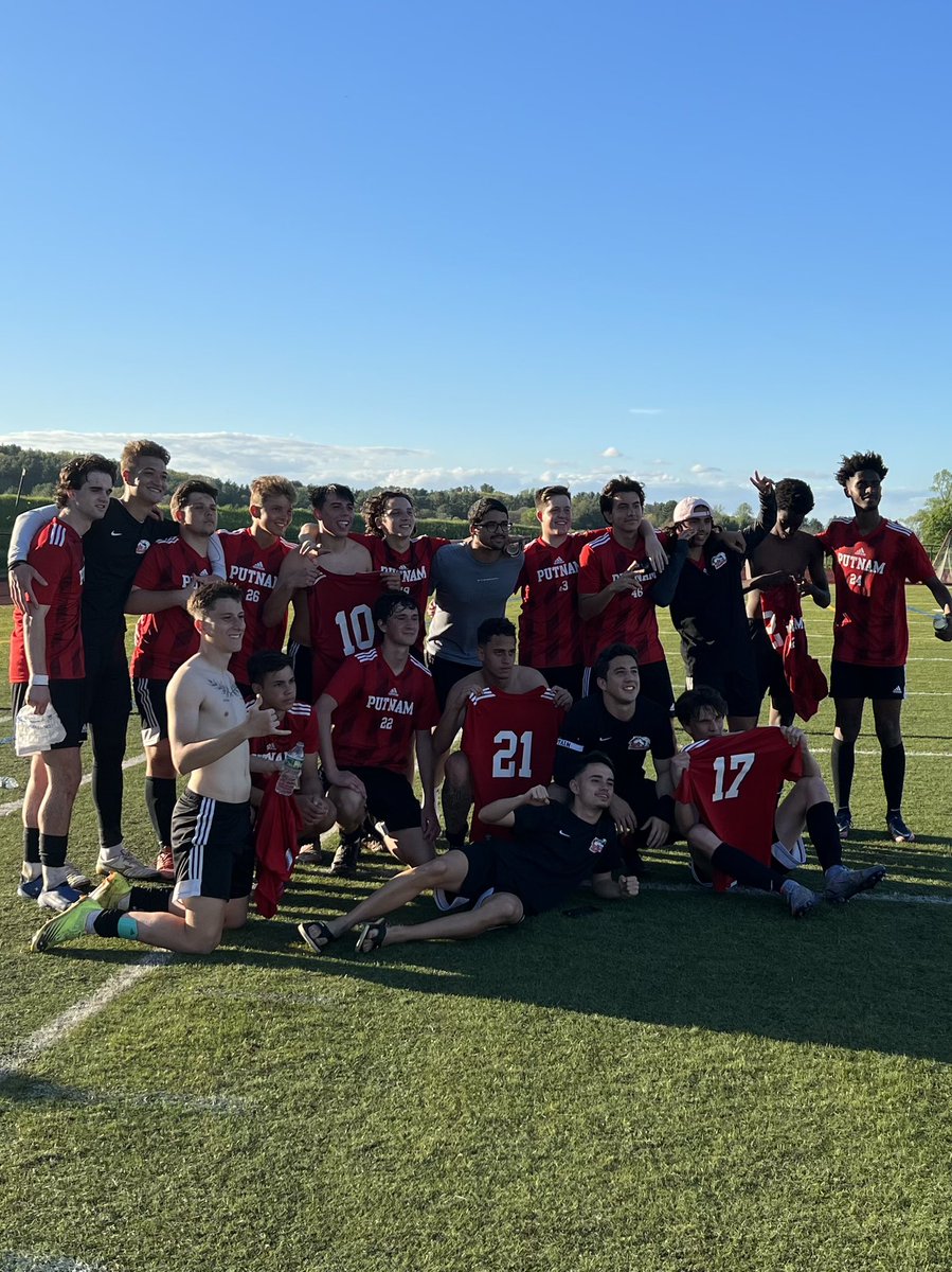 AthleticsPsa's tweet photo. Great way for @psamenssoccer to finish the 21-22 season, with a 4-1 W over Woodstock. Two goals for @ArthurPrates07 one apiece for @ZachVlachos and @dorrego_nacho https://t.co/oZntYK76iN