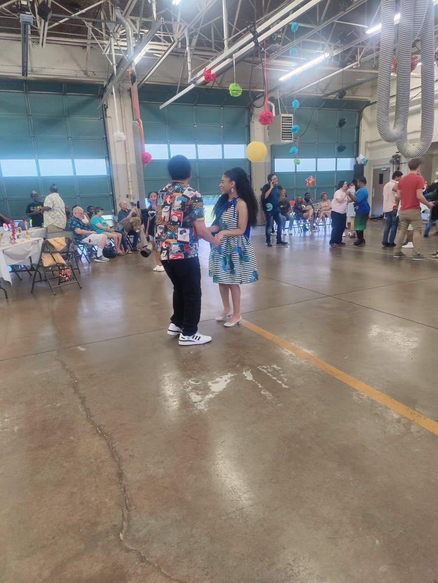 ChisdSped's tweet photo. Kudos to the @CedarHillFire Department for hosting their annual Superhero Dance. I think it's safe to say the scholars had a great time! #CommunityConnects ♥️🖤🤘 https://t.co/jf8RH7pG9S