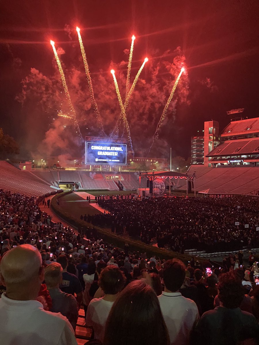 Mark Lewis tweet media