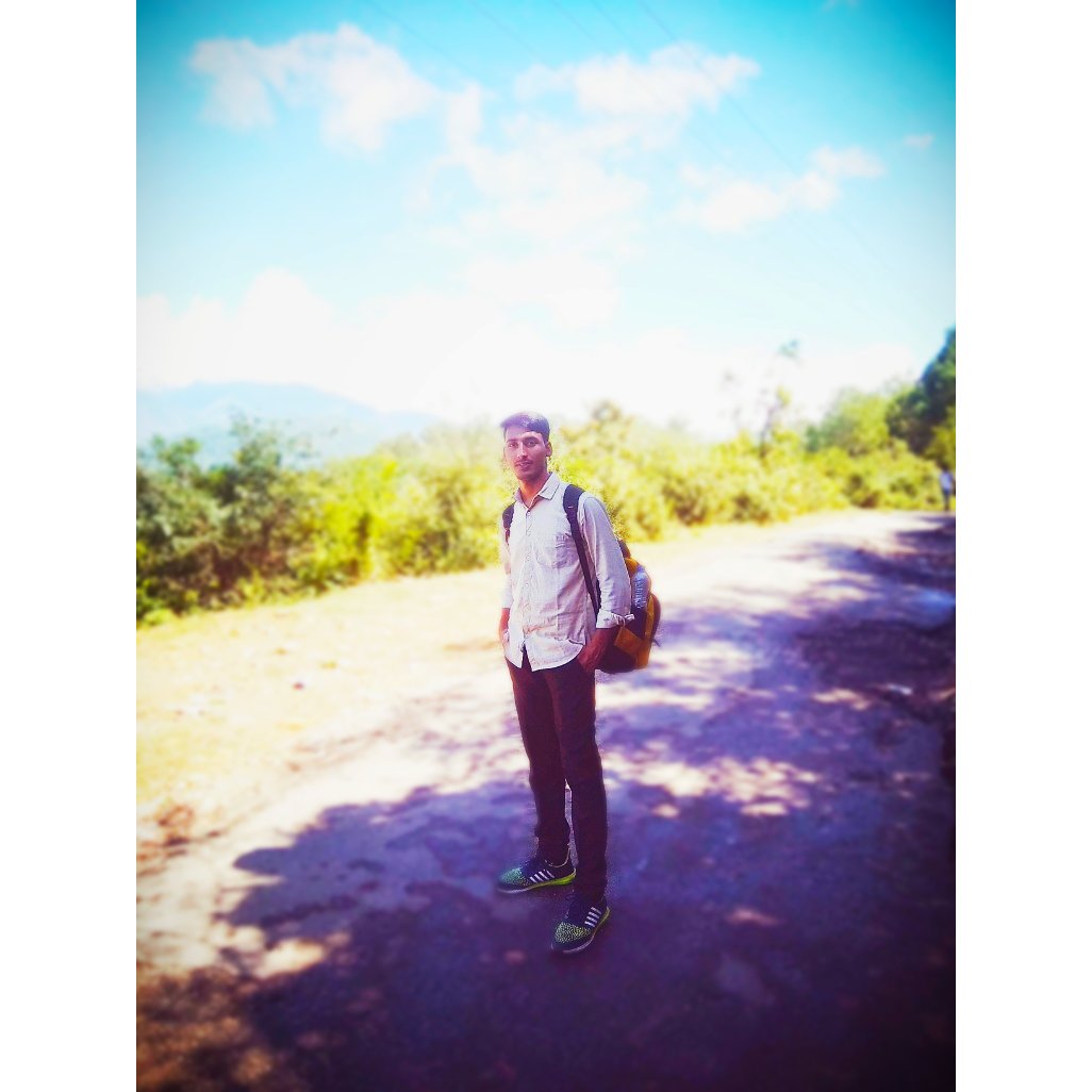 being_gaurav__'s tweet photo. 💞🎉🎈✨✨
#lovelive #mastiii 2018 https://t.co/k0TTfYS0xb