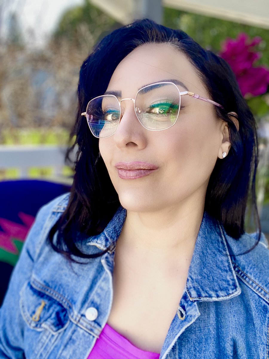 urbgoddess's tweet photo. You can never have too much denim 👖 or too many pairs of #zennis @zennioptical right? 

Use my new code: ZBDWB6BDNQ for 10% off your entire order 👓.

#zenni #zennioptical #zenbassador #ottawastyle #canadianblogger #ottawafashion #prescriptionglasses https://t.co/eksXyqjPzN