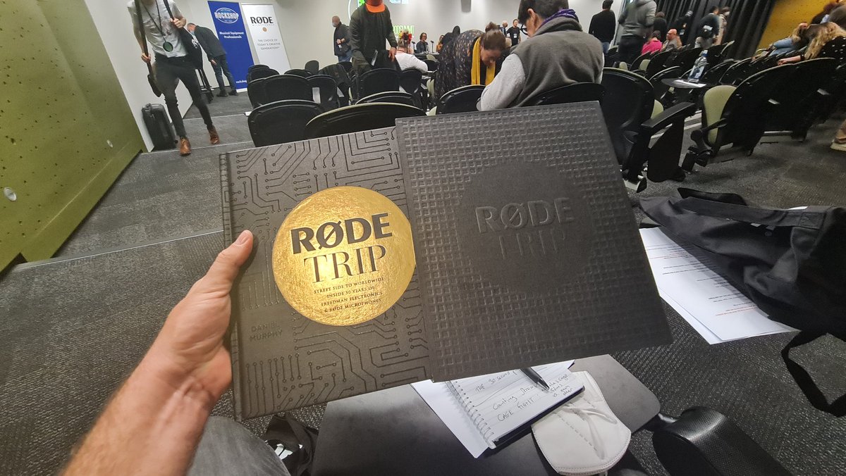 djbeatmasteruk's tweet photo. I just won this amazing book. #rodetrip.
Thank you @markcubey, @nzpodsummit & @rodemics
#nzpodsummit https://t.co/dorV4agCax