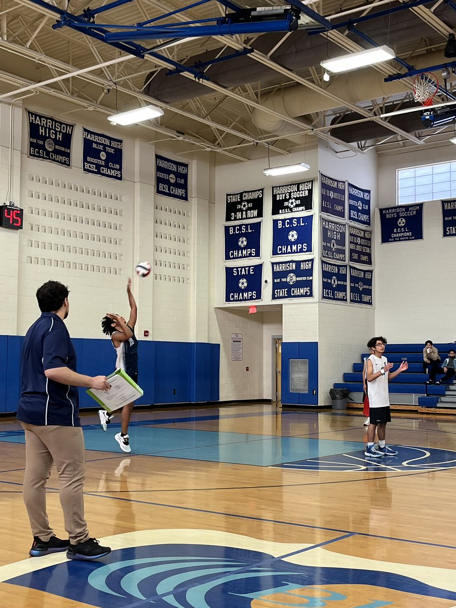 BlueTide_VBall's tweet photo. Congratulations to coach @mbrsoaresx  and our freshmen team for sweeping Hackensack and CBA in their tri-match today! They finish their season with a perfect record of 23-0 and a tournament win at Monroe! #TVB #BlueTide #EarnedNotGiven #FutureoftheProgram https://t.co/omHvJ2YfcI