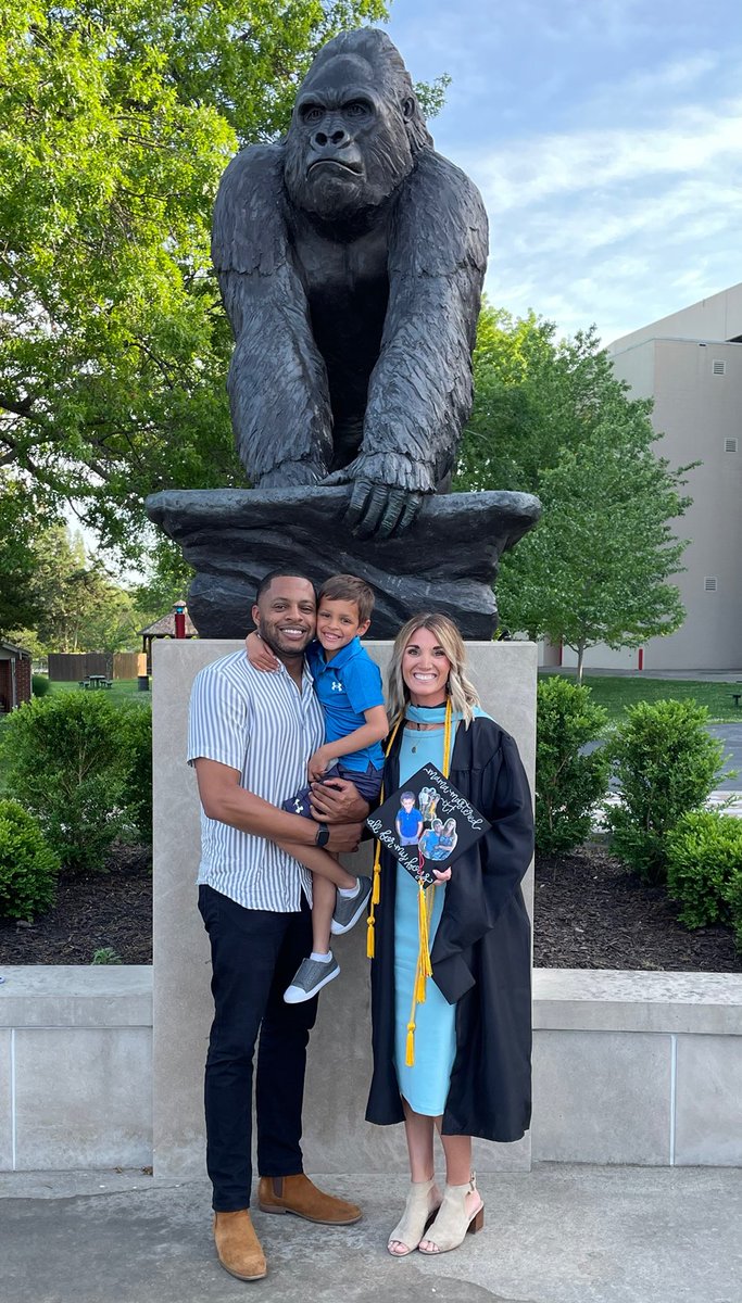 Super proud of this Bear/Gorilla for earning her Masters in Special Education!  Way to go, Alexis!  What an accomplishment! ⁦<a href="/theSMSD/">SM School District</a>⁩