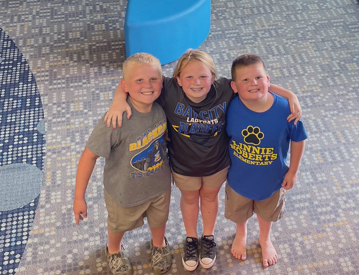 MWendelBCISD's tweet photo. Here is my WHY! I’m a Proud Blackcat. Born. Raised. Returned home after SHSU. Now, serving as an Elementary Campus Principal raising three amazing kids in MY community. Thank you @PattyGa90741604 for reminding me WHY I’m here. #BCISD https://t.co/4Meja8XKY3