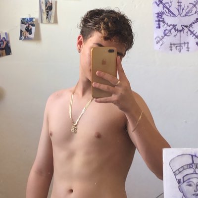 GlRonin's tweet photo. #NuevaFotoDePerfil https://t.co/k6L9zWZNXB
