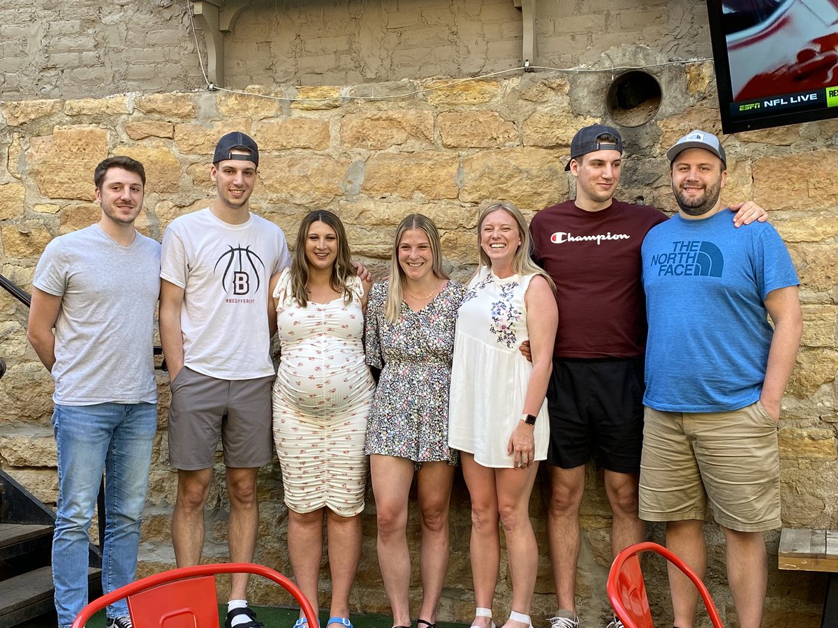 jtalk19's tweet photo. Started building a foundation for 5 of these kids 29 years ago. Then got smart and let their dreams and imagination take it from there. Now today got to stand back and admire what they built.     Dreams, loves, friendships and endless opportunities! https://t.co/8m668mGSvY