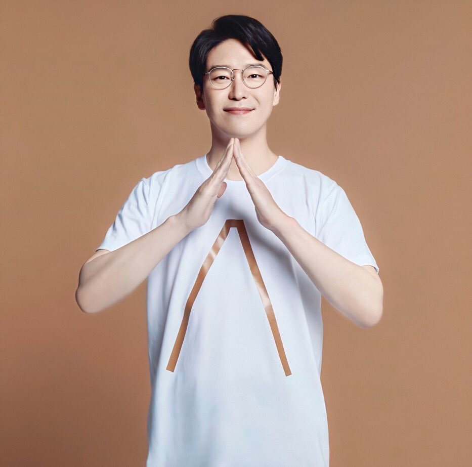UmFox_Moment's tweet photo. 아뜨 온다구?!!!!! 꼬옥 엄르주 와주세여🥺 https://t.co/YLDWNG2GdZ