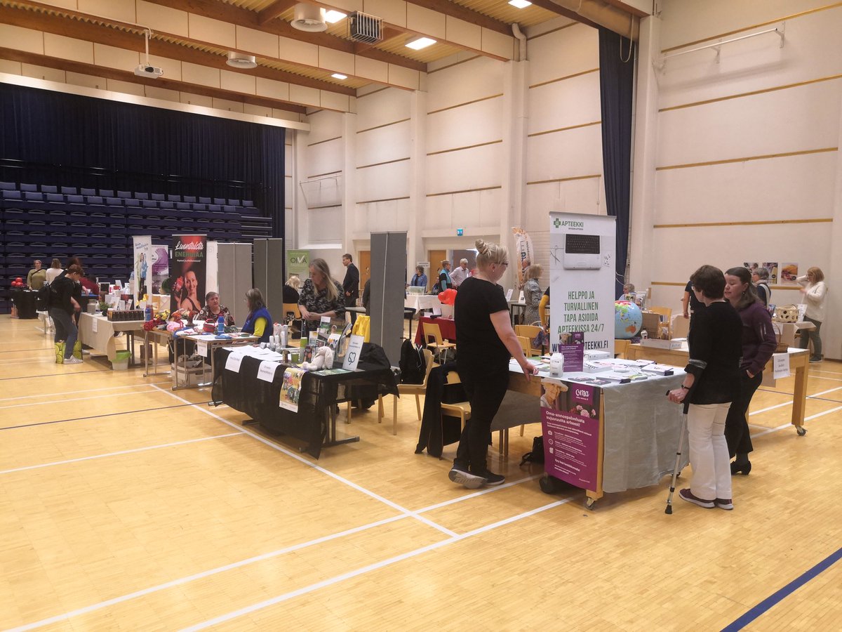 #Hyvinvointimessut alkavat klo 10 Kampuksella.  Kaupungin pisteillä tarjolla maksutta mm. verenpaineen, verensokerin, hemoglobiinin ja kehonkoostumuksen mittausta. Tarjolla myös,  paljon, paljon muuta kivaa. Tervetuloa! #orivesi #hyvinvointi