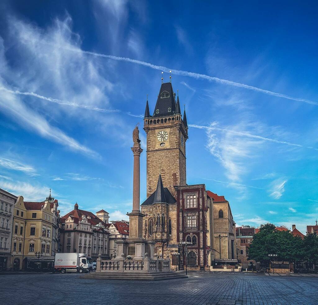 Broz1k's tweet photo. Fajn víkend ☘️😇 #shotoniphone #fotkukazdejden #igprague #praha https://t.co/lnQuZjQ8hs https://t.co/L69A4XtiDL