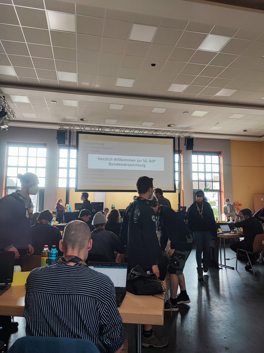 Agascout67's tweet photo. Jetzt geht es los
#BV22 #Pfadfinden https://t.co/kQAFgO1tIA