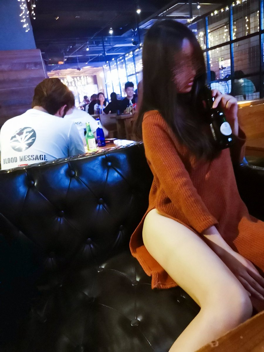 dazirandebanyun's tweet photo. 经典露出；草莓穆斯塔 https://t.co/9yDfqVzC3C