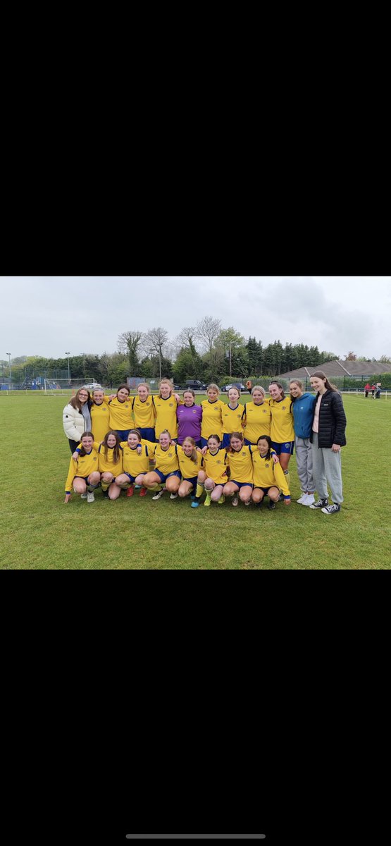 MOMMIEMOO333's tweet photo. Best of luck to these 3 squads and their coaches who head to St Colemanβs park at 11am , 3pm and 7pm to contest their cup finals #UpDhall ππππ https://t.co/m2dBHaQeJJ