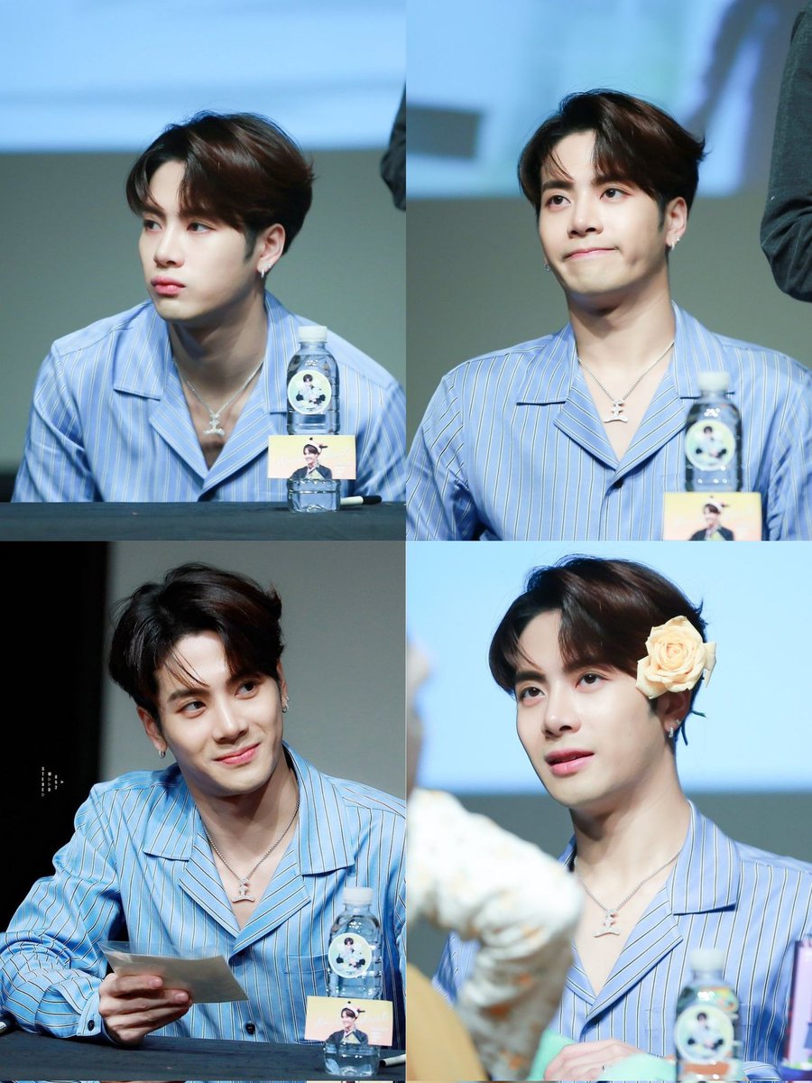 HOURLY_JACKSON's tweet photo. pretty man in blue💙

#JacksonWang #GOT7 #잭슨왕 
#JACKSON #GOT7isourname https://t.co/6A32bI0mli