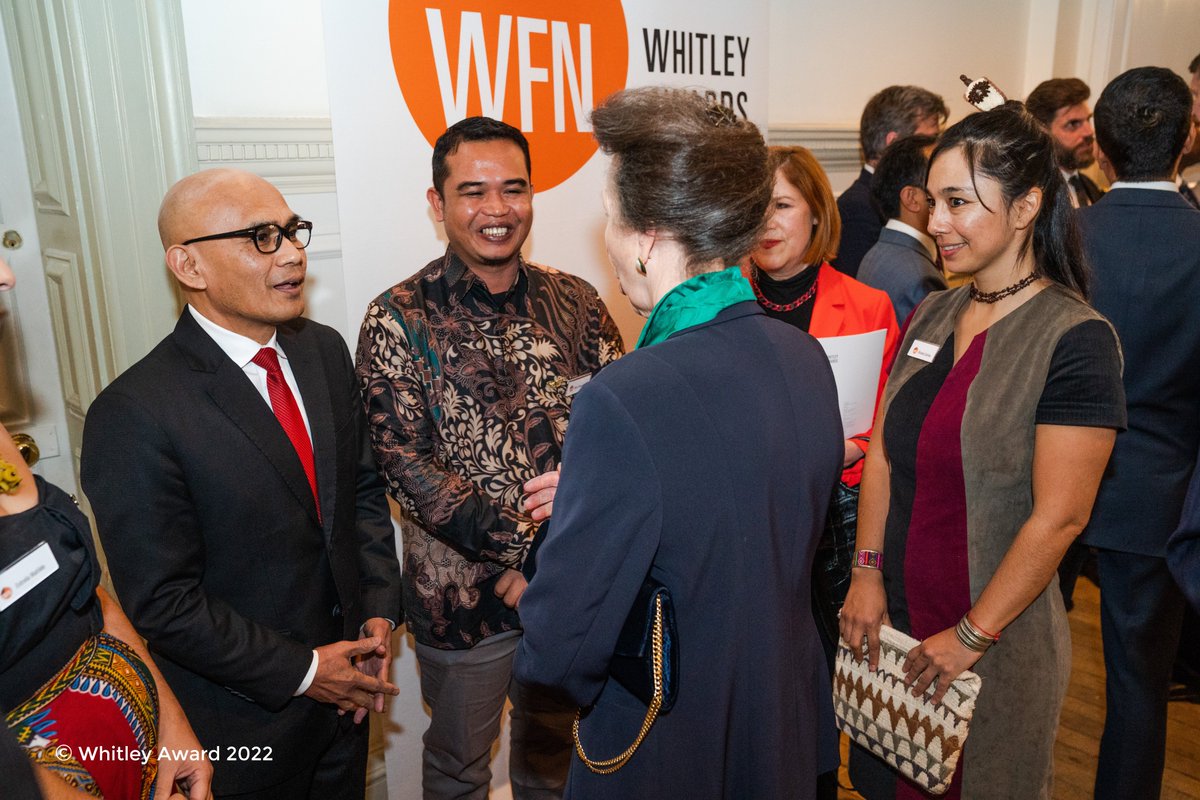 forumleuser's tweet photo. During this grand event for conservation leaders, Dedy received a warm welcome from the Whitley team and so many supporters, including the Indonesian Ambassador and embassy representatives in London (@KBRILondon ) who also attended the event. https://t.co/Mm7kxg0IPz