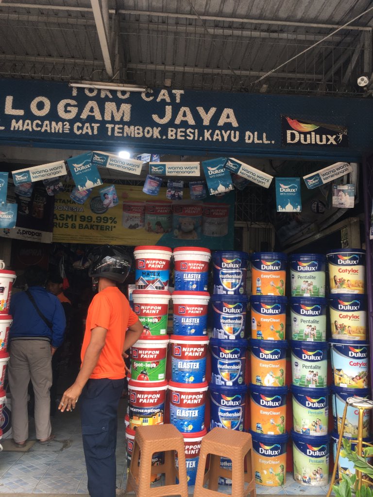 Arep nglaburr langit....😅